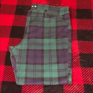 Women’s Old Navy pixie ankle pants size 10
